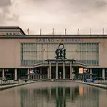 Ruime 2 Pers Studio Bij Casino Oostende: Geniet Van Zee, Kunst, En Relax